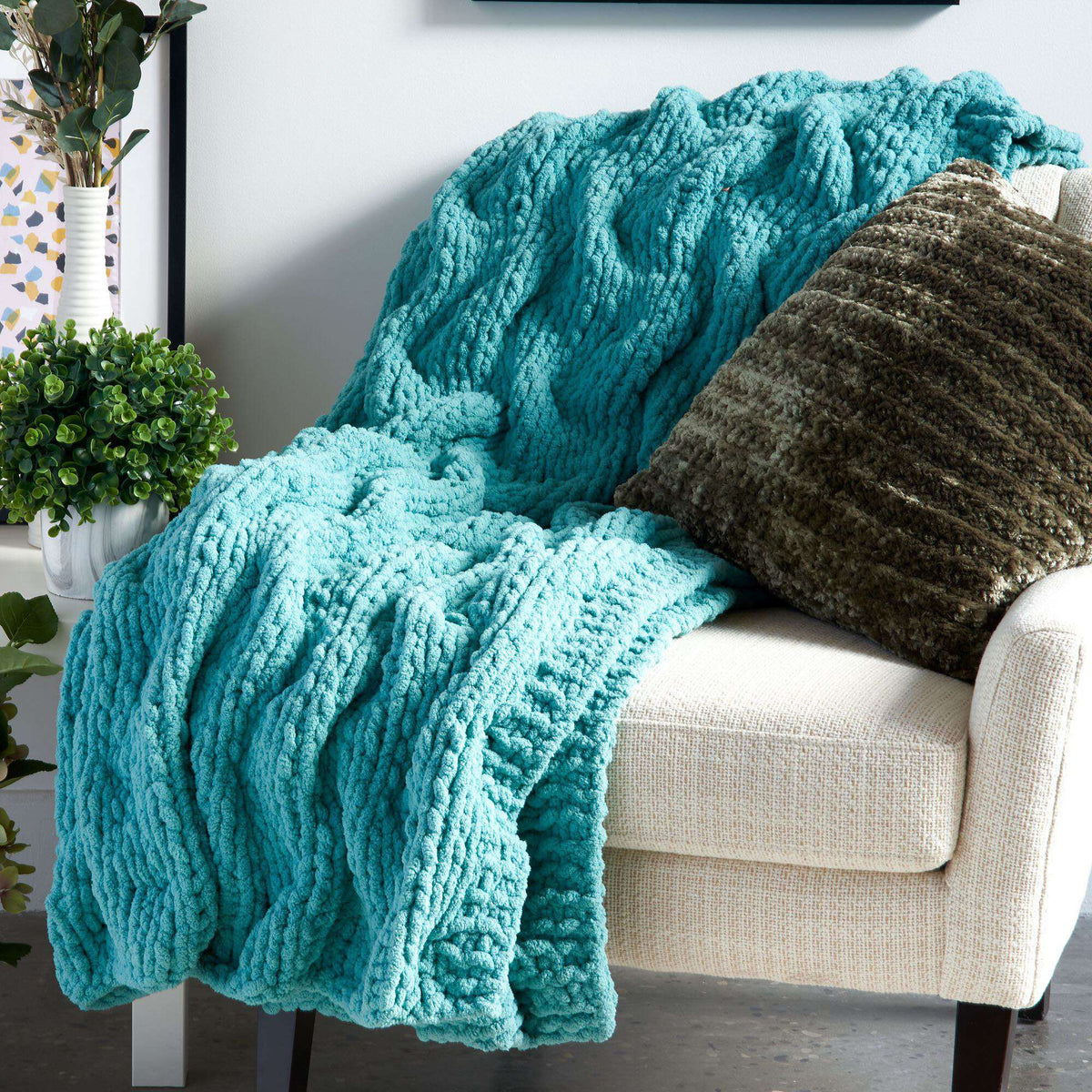 Knit Blanket made in Bernat Blanket Extra yarn