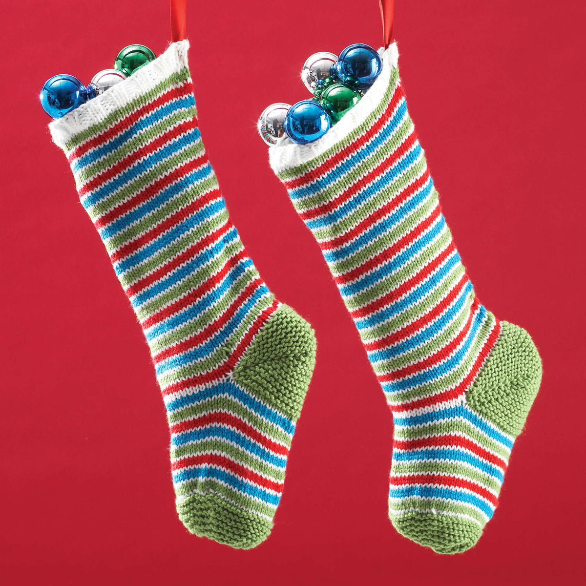 Knit Holiday made in Bernat Super Value yarn