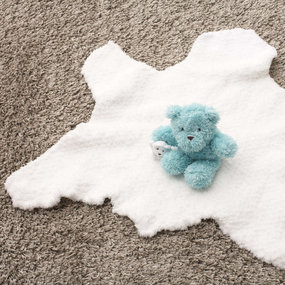 Knit Rug made in Bernat Pipsqueak yarn