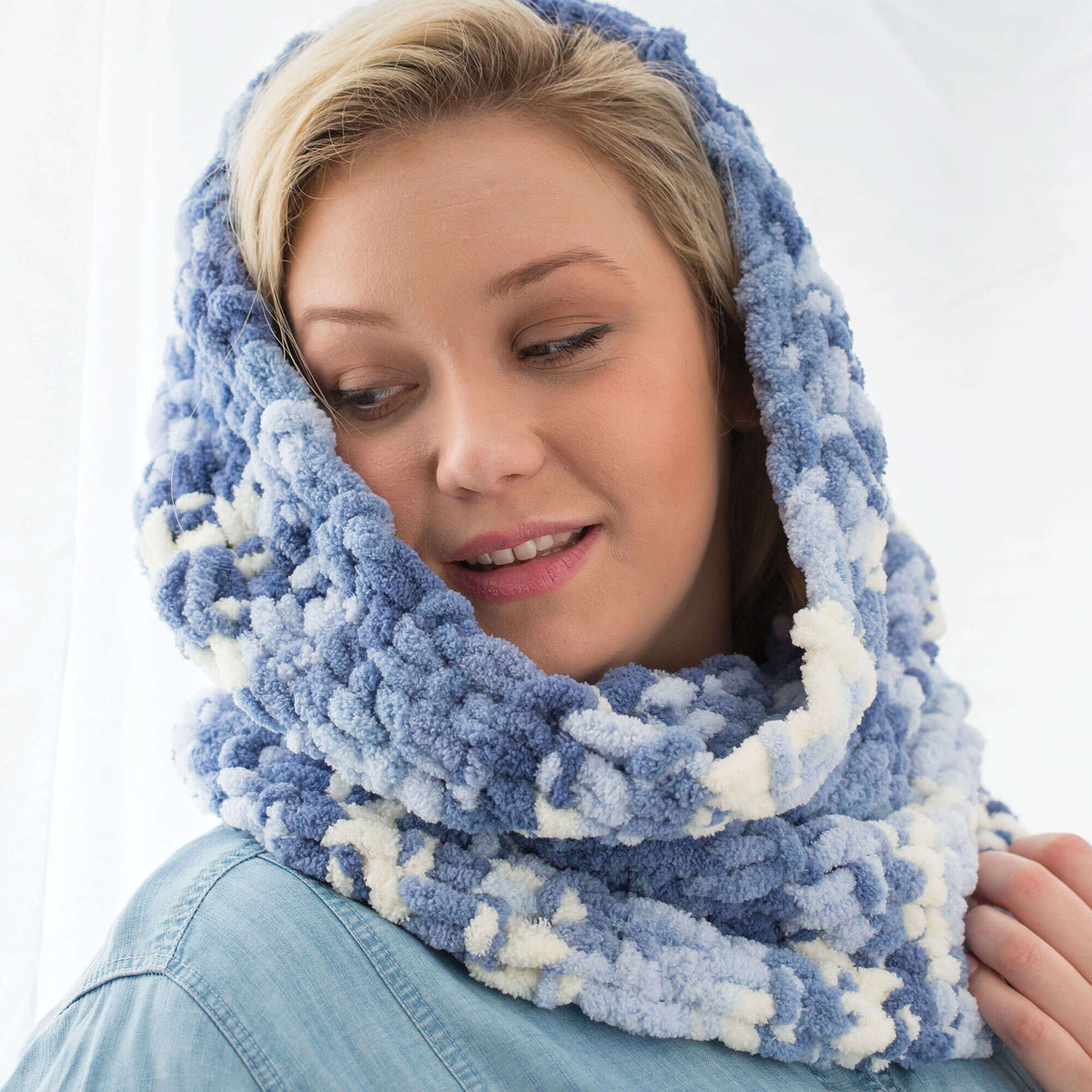 Craft Cowl made in Bernat Blanket-EZ yarn
