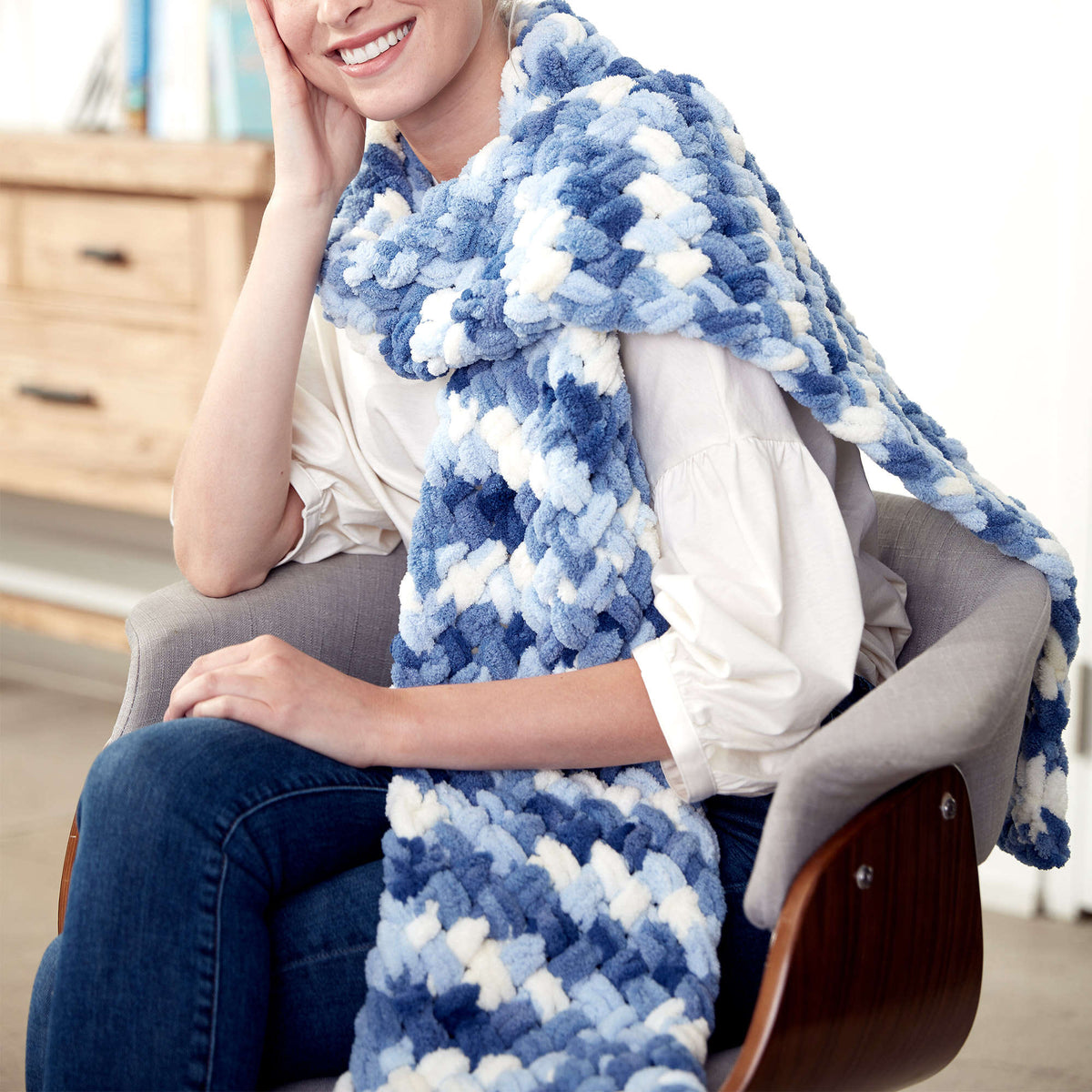 Craft Scarf made in Bernat Blanket-EZ yarn