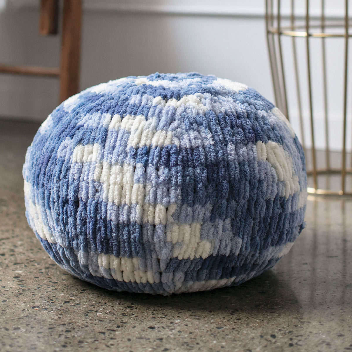 Craft Pillow made in Bernat Blanket-EZ yarn