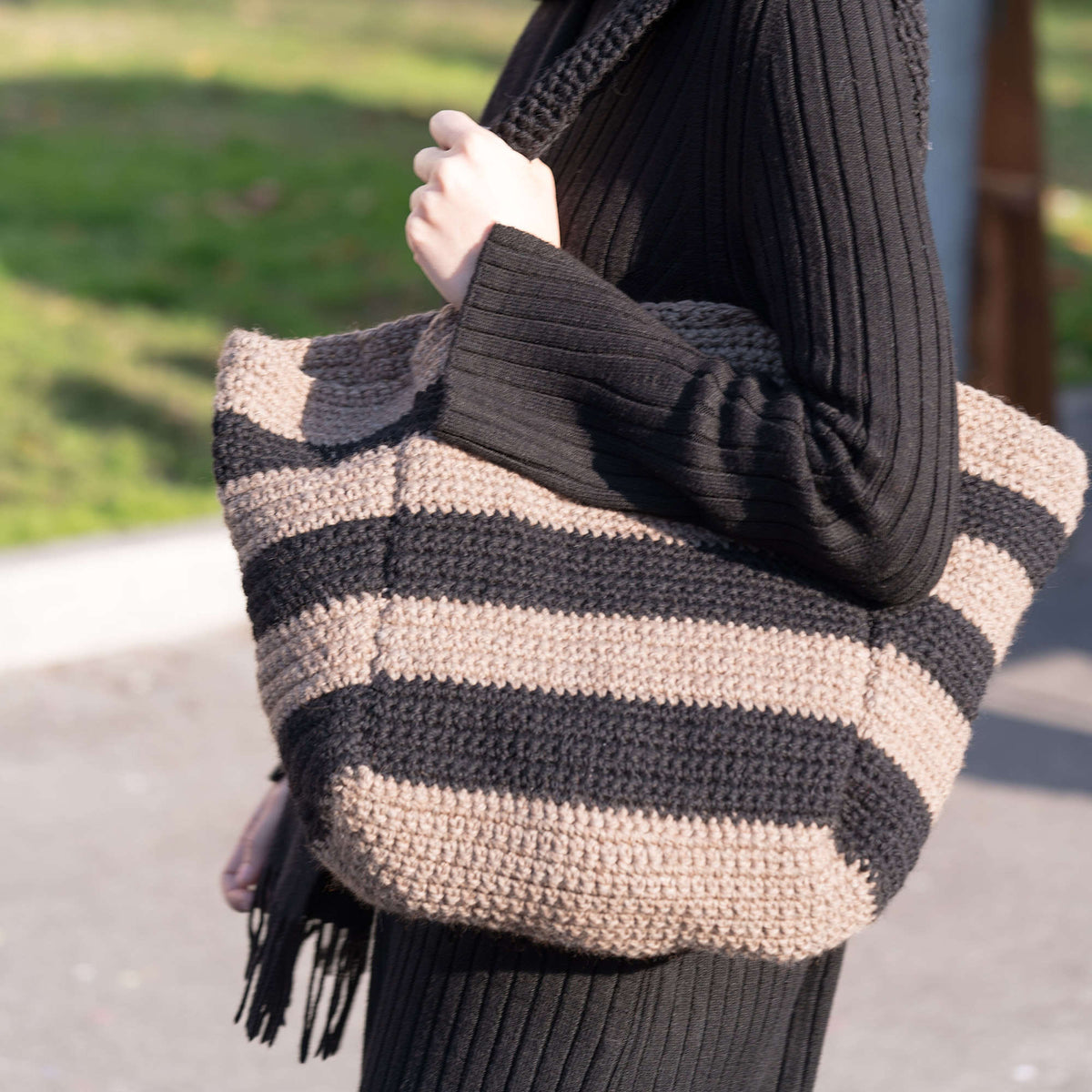 Crochet Bag made in Red Heart An Italian Story Vera Yarn