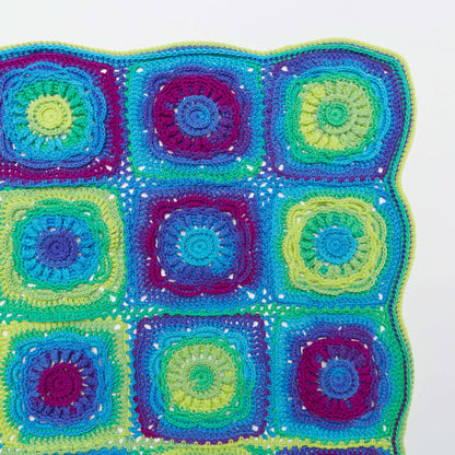 Red Heart Crochet Floral Beauty Throw Crochet Throw made in Red Heart Super Saver Yarn