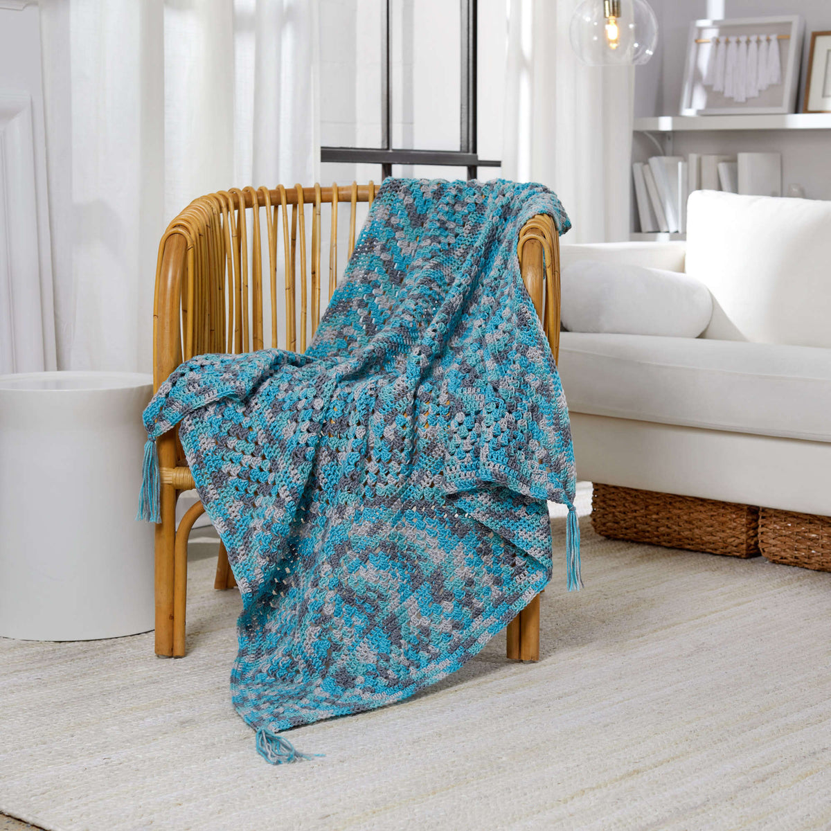 Crochet Throw made in Red Heart Super Saver Jumbo Yarn