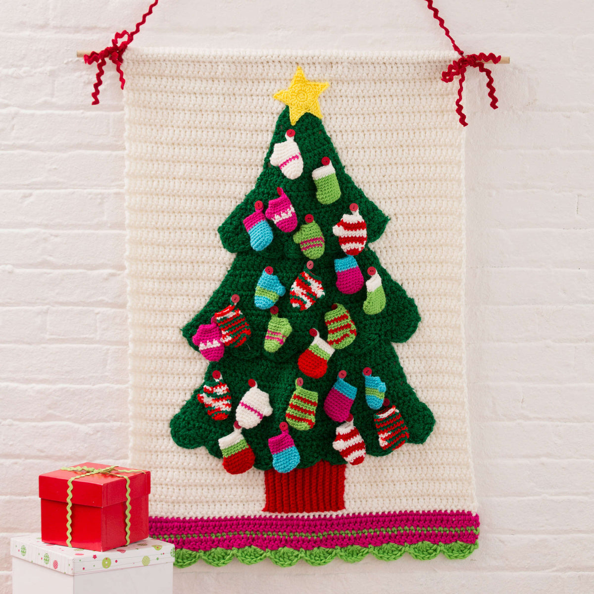 Crochet Hanging made in Red Heart Super Saver Yarn