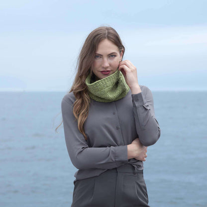 Red Heart Knit Keep Warm Cowl Single Size