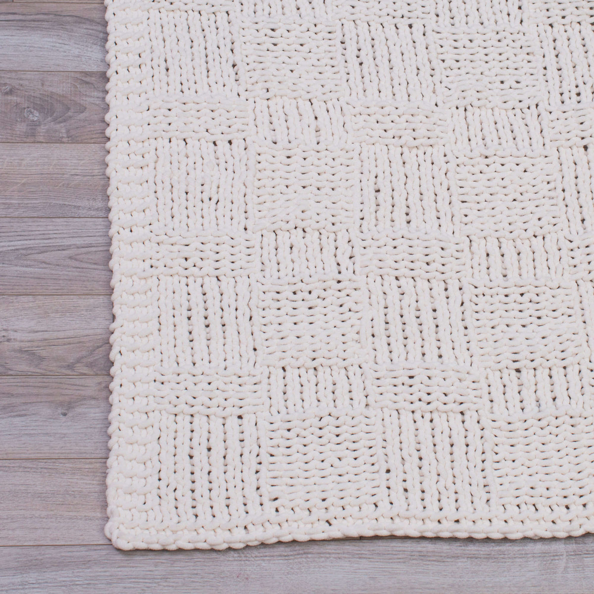 Knit Throw made in Red Heart Sweet Yarn