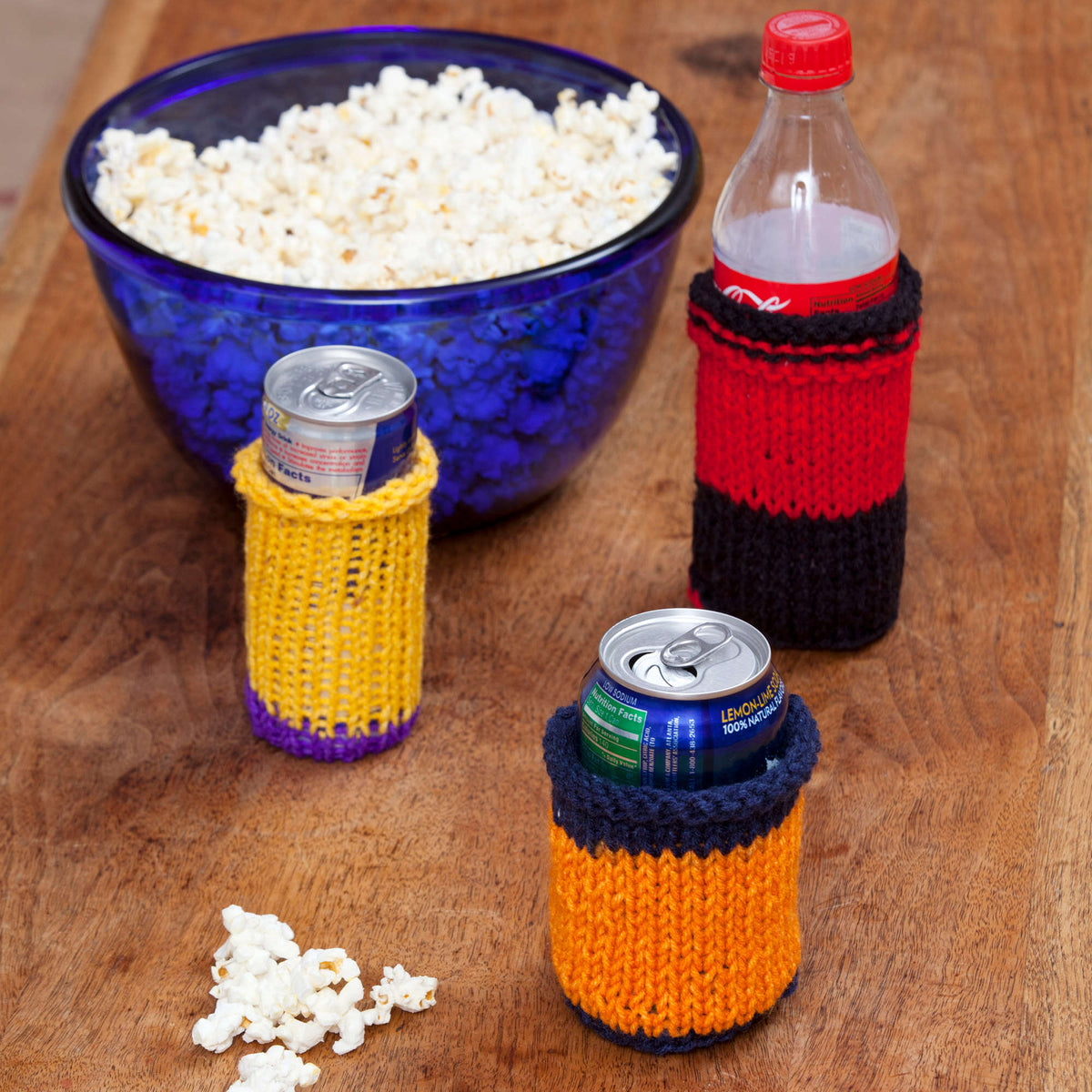 Red Heart Knit Can Cozies Pattern Tutorial Image