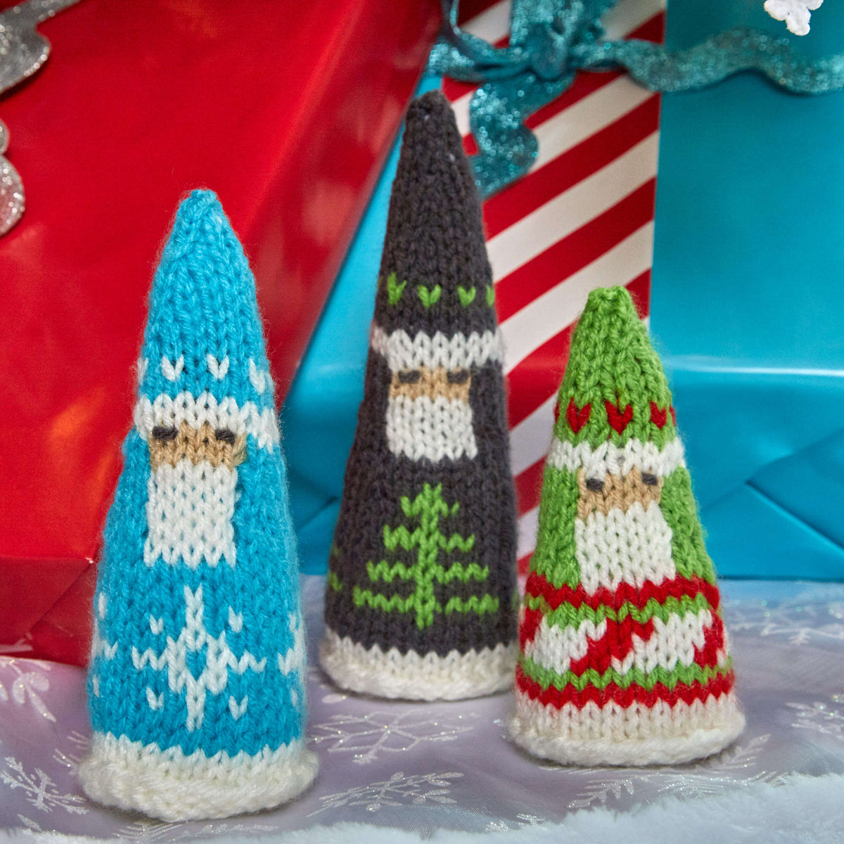Knit Santas made in Red Heart Super Saver Yarn