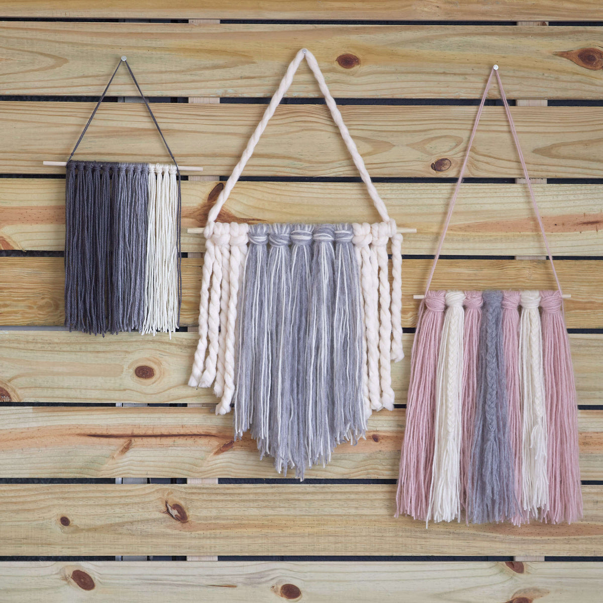 Craft Hanging made in Red Heart Dreamy Yarn