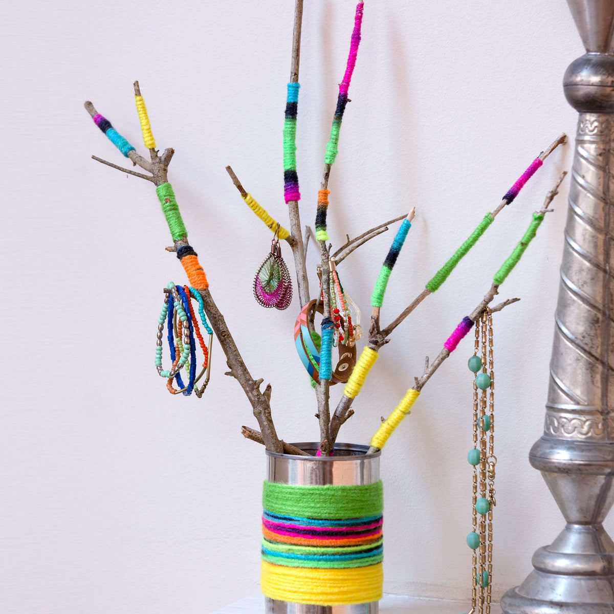 Craft Holder made in Red Heart Super Saver Yarn